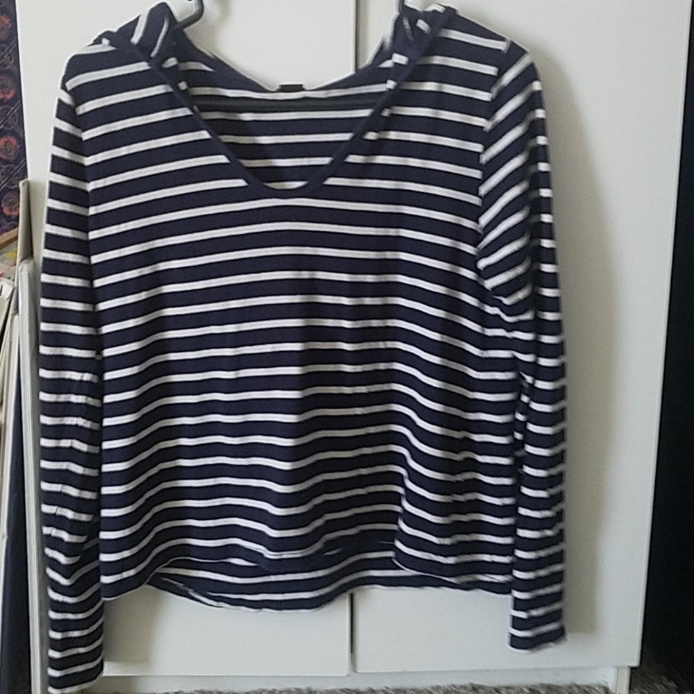 Forever 21 Hooded Long Sleeved Shirt
